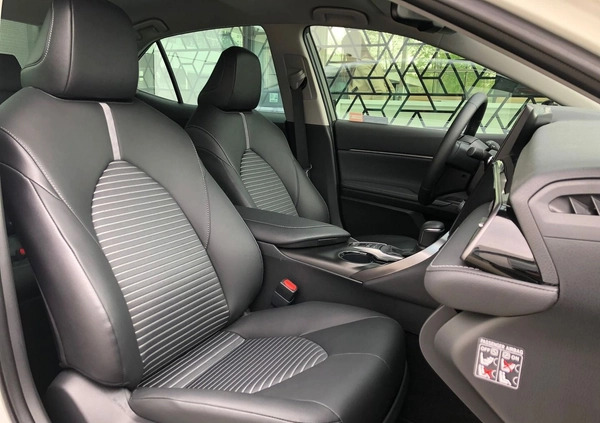 Toyota Camry cena 169900 przebieg: 7509, rok produkcji 2023 z Polanów małe 596